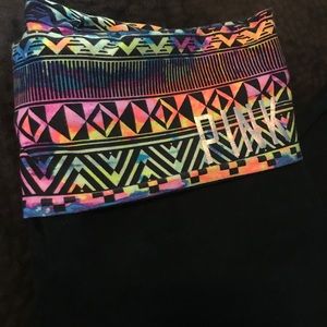 Victoria’s Secret Pink crop short yoga pants